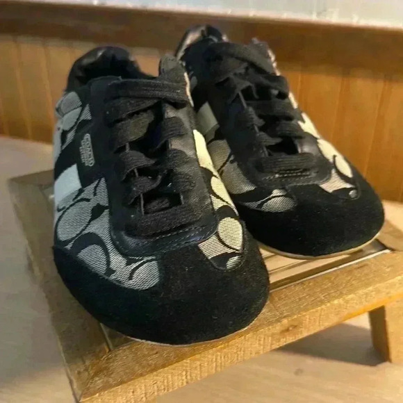 Coach Joss Sneakers - Picture 1 of 10